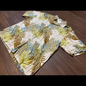 XL Tommy Bahama button down